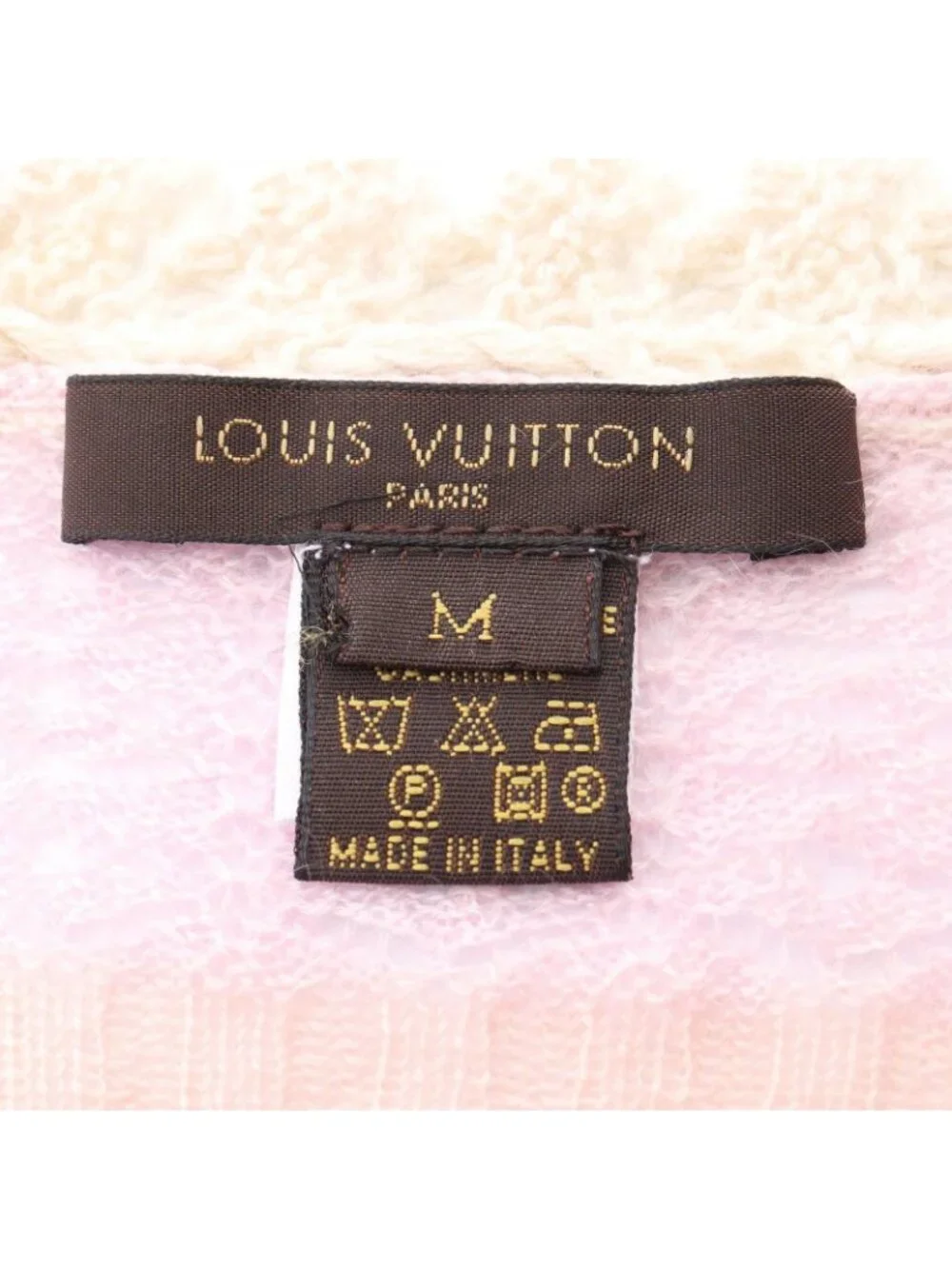 Louis Vuitton slight signs